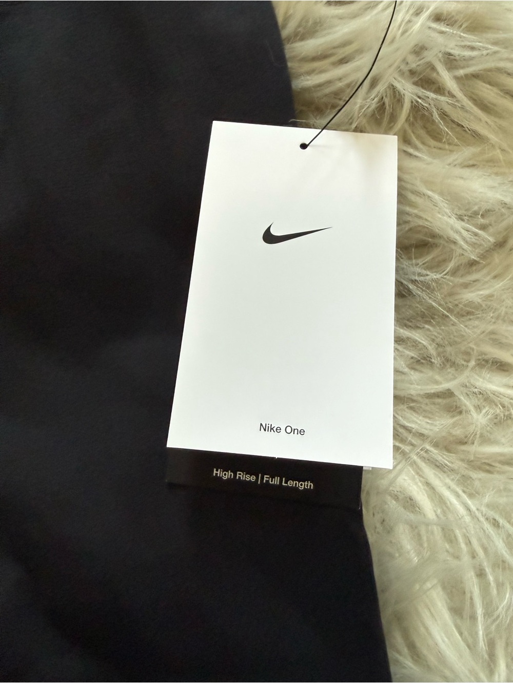 NWT Nike One High-Rise Training Leggings - Picture 4 of 10